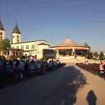 Comfortable And Beautiful Апартаменты