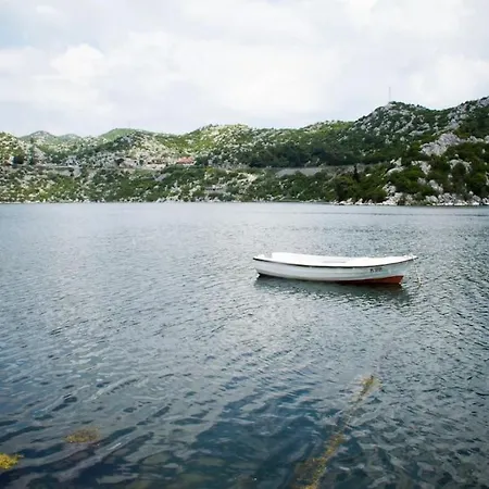 Comfortable And Beautiful Lägenhet Ploce (Dubrovnik-Neretva)