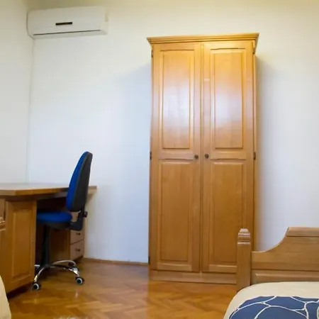 Comfortable And Beautiful Apartment Ploce (Dubrovnik-Neretva)
