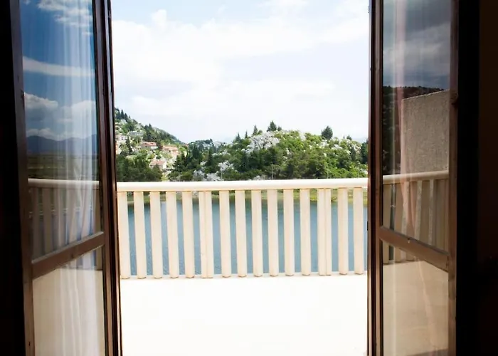 Comfortable And Beautiful דירה