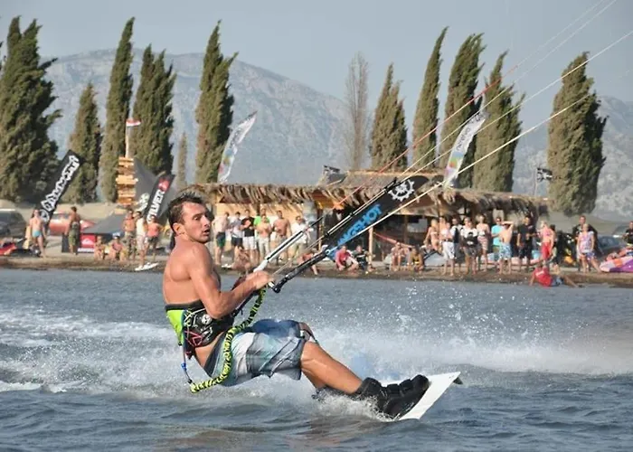 Comfortable And Beautiful * פלוצ'ה